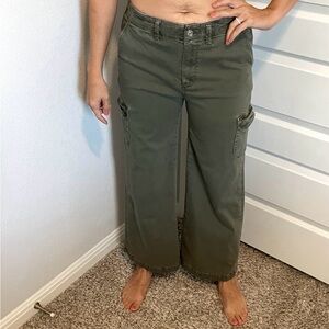 PAIGE Women's Carly Jeans with Cargo Pockets Sz 29